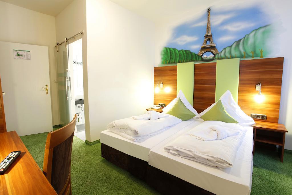 Warsteinerhof By Centro Comfort Cologne Room photo